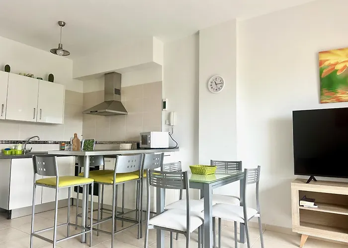 Apartment Pambnb - Cozy Seaview With Gym & Kids Park *